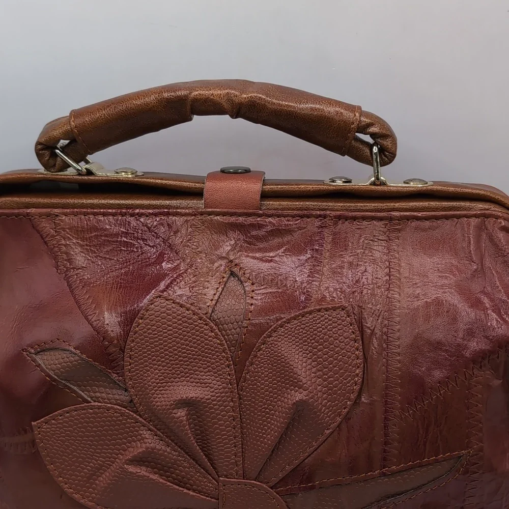 Gorgeous Genuine Leather Appliqued Brown Handbag / Satchel / Bag / Purse - Picture 3 of 9